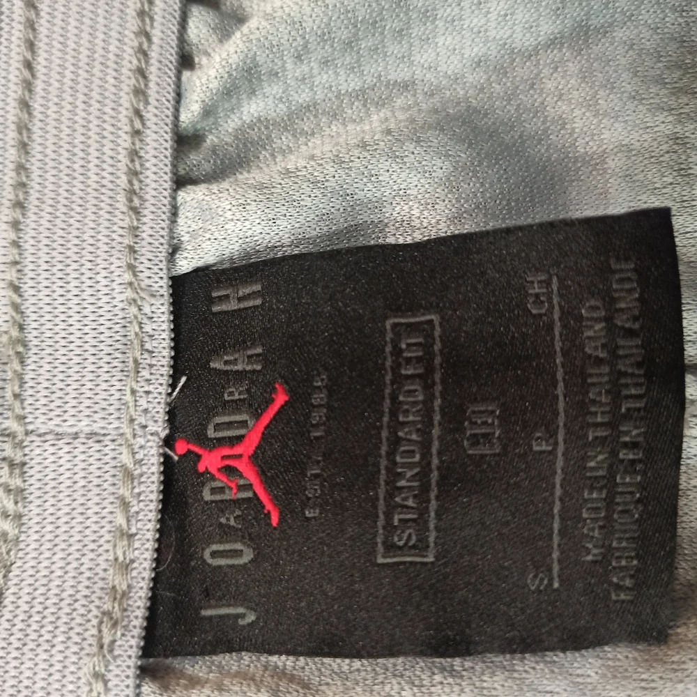 Nike Air Jordan Dri-Fit Triangle Basketball Shorts Grey men’s S, NWT - Picture 5 of 16